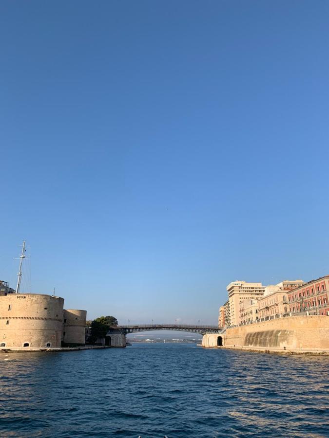 Villa La Serenata Di Pietro Taranto Exterior foto